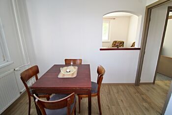 Pronájem bytu 2+1 v osobním vlastnictví 49 m², Český Krumlov