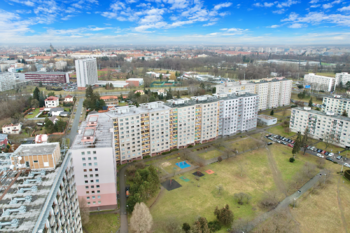 panelový dům - Prodej bytu 2+kk v osobním vlastnictví 44 m², Hradec Králové