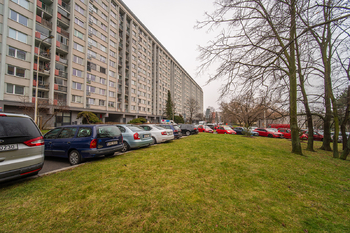 Prodej bytu 3+1 v osobním vlastnictví 4 m², Praha 8 - Kobylisy