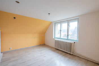 Prodej domu 350 m², Stochov