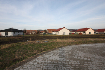 Prodej pozemku 701 m², Choťovice