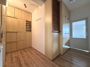 Pronájem bytu 2+kk v osobním vlastnictví 63 m², Praha 8 - Libeň