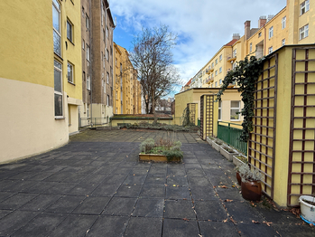 Pronájem bytu 2+kk v osobním vlastnictví 63 m², Praha 8 - Libeň