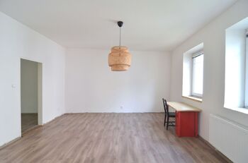 obývací pokoj - Pronájem bytu 2+1 v osobním vlastnictví 57 m², Praha 4 - Michle