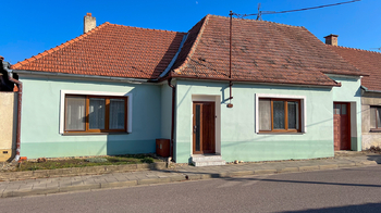 Prodej domu 250 m², Dolní Dunajovice