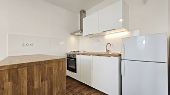 Pronájem bytu 3+1 v osobním vlastnictví 68 m², Praha 8 - Kobylisy