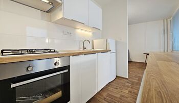 Pronájem bytu 3+1 v osobním vlastnictví 68 m², Praha 8 - Kobylisy