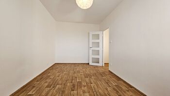 Pronájem bytu 3+1 v osobním vlastnictví 68 m², Praha 8 - Kobylisy