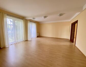 Prodej domu 445 m², Praha 5 - Stodůlky