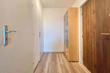 Prodej bytu 2+kk v osobním vlastnictví 39 m², Praha 10 - Záběhlice