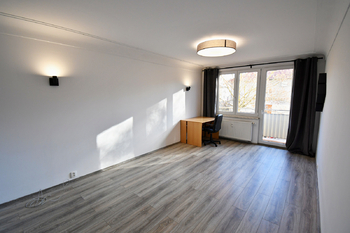 OBÝVACÍ POKOJ - Pronájem bytu 2+1 v osobním vlastnictví 62 m², České Budějovice