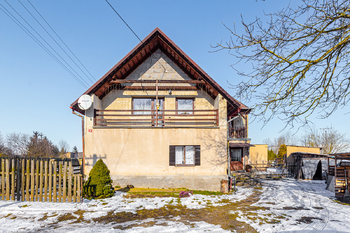 Prodej domu 250 m², Zlonice