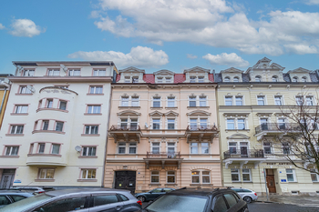 Prodej bytu 2+1 v osobním vlastnictví 103 m², Karlovy Vary