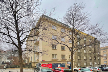 Pronájem bytu 1+kk v družstevním vlastnictví 45 m², Praha 3 - Žižkov