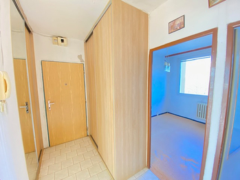 Prodej bytu 3+1 v osobním vlastnictví 63 m², Praha 9 - Střížkov