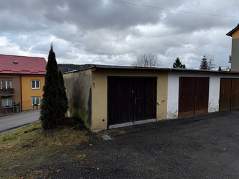 Prodej garáže 26 m², Větřní