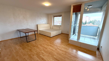 Obytná místnost - Prodej bytu 2+kk v osobním vlastnictví 60 m², Praha 9 - Horní Počernice