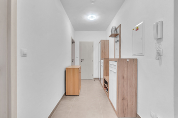 Prodej bytu 2+kk v osobním vlastnictví 59 m², Hradec Králové