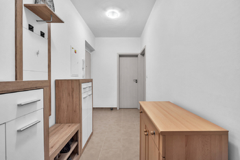 Prodej bytu 2+kk v osobním vlastnictví 59 m², Hradec Králové