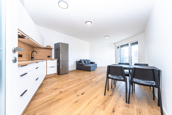 Pronájem bytu 2+kk v osobním vlastnictví 73 m², Praha 10 - Strašnice