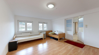 Pokoj - Prodej domu 435 m², Praha 9 - Horní Počernice