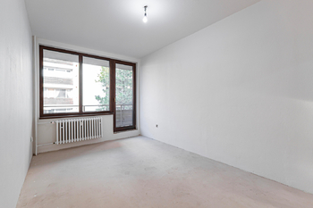 Pokoj 2 - Prodej bytu 6 a více v osobním vlastnictví 199 m², Praha 4 - Podolí