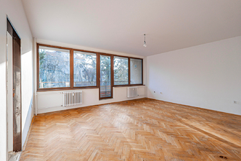 Obývací pokoj  - Prodej bytu 6 a více v osobním vlastnictví 199 m², Praha 4 - Podolí