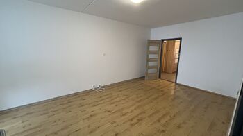 Pronájem bytu 3+1 v osobním vlastnictví 68 m², Pelhřimov