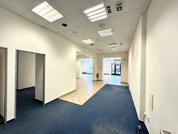 Pronájem kancelářských prostor 218 m², Vsetín