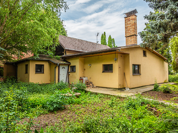 Prodej pozemku 1375 m², Praha 5 - Lahovice