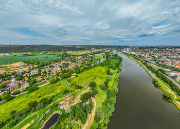 Prodej pozemku 1375 m², Praha 5 - Lahovice