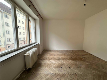 Prodej bytu 2+1 v osobním vlastnictví 60 m², Karlovy Vary