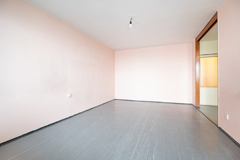 Prodej bytu 3+1 v osobním vlastnictví 83 m², Praha 5 - Smíchov