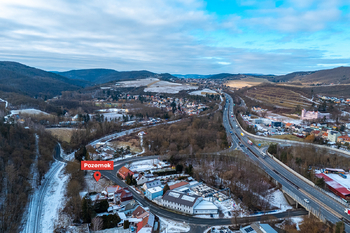 Prodej pozemku 1012 m², Loděnice