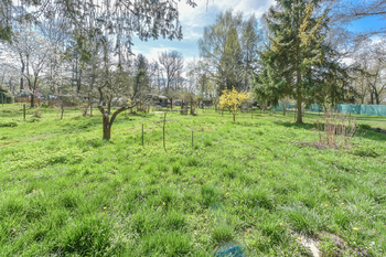 Prodej pozemku 893 m², Plzeň