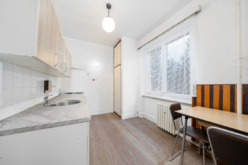 Prodej bytu 2+1 v osobním vlastnictví 54 m², Praha 4 - Michle