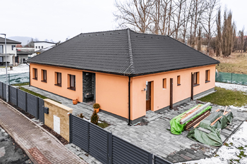 Prodej domu 163 m², Stráž pod Ralskem