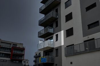 označení bytu na fasádě foto 2 - Pronájem bytu 1+kk v osobním vlastnictví 39 m², Brno