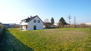 Prodej domu 217 m², Tuhaň