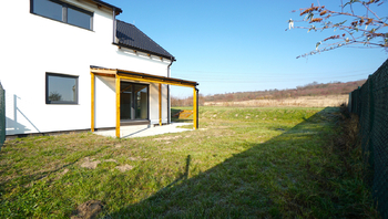 Prodej domu 217 m², Tuhaň