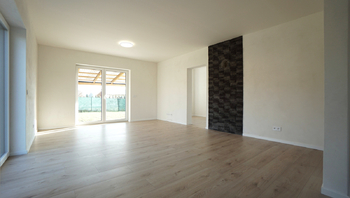 Prodej domu 217 m², Tuhaň