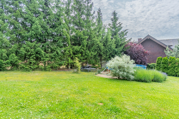 Prodej domu 420 m², Černolice