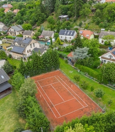 Prodej domu 420 m², Černolice