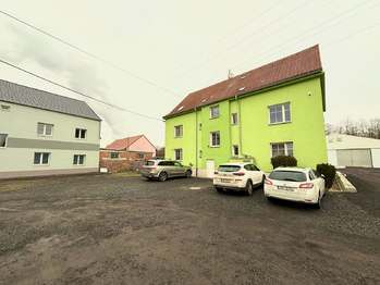 Pronájem obchodních prostor 320 m², Teplice