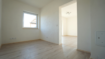 Prodej domu 108 m², Tuhaň