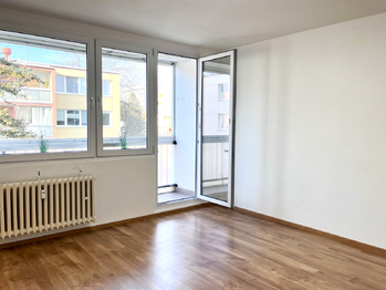 Pronájem bytu 2+1 v družstevním vlastnictví 54 m², Praha 9 - Prosek