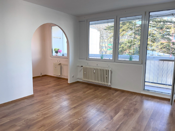 Pronájem bytu 2+1 v družstevním vlastnictví 54 m², Praha 9 - Prosek