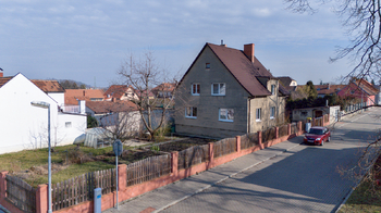 Dům se zahradou - Prodej domu 150 m², Úžice 