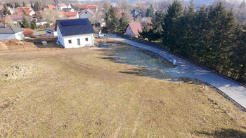 Prodej pozemku 801 m², Louňovice