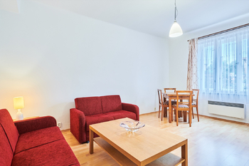 1.NP - ložnice 1 - Prodej domu 171 m², Praha 10 - Hostivař